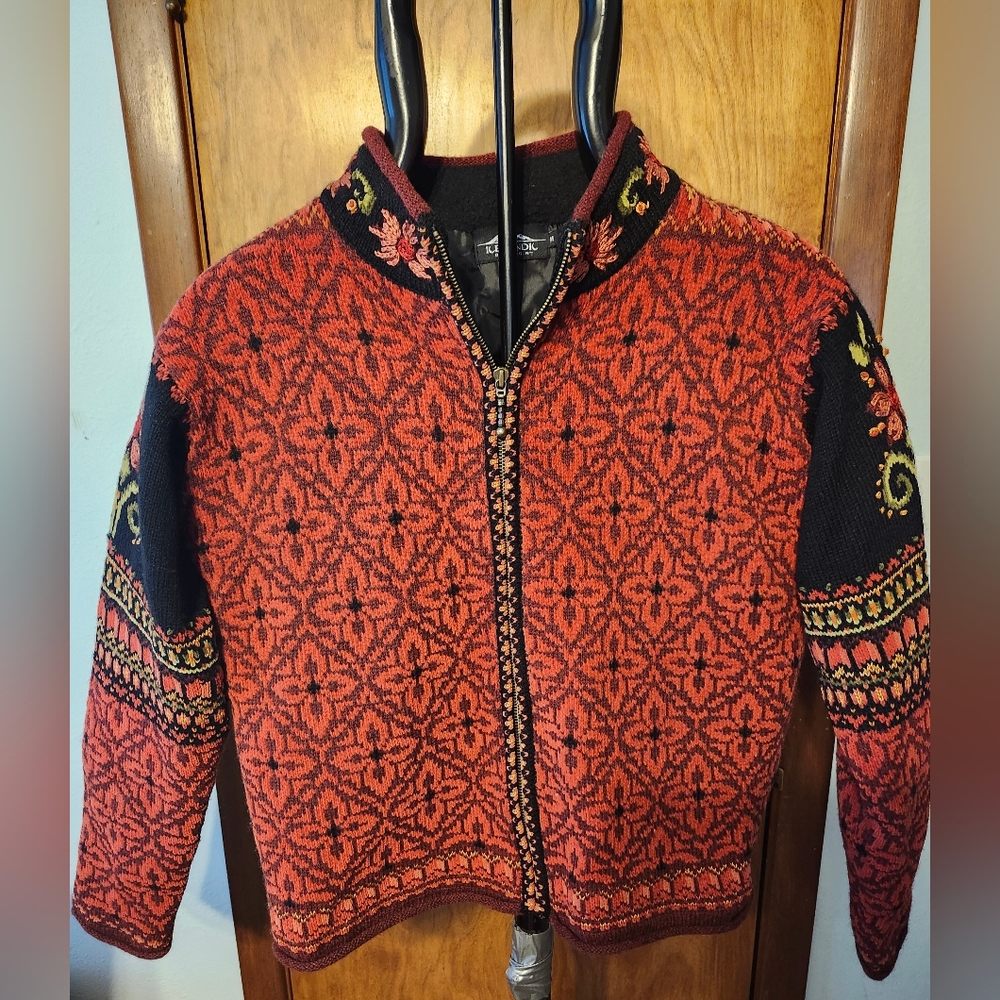 Women's ICELANDIC Red Wool/Cotton Full Zipper No Pockets Jacket Size Medium